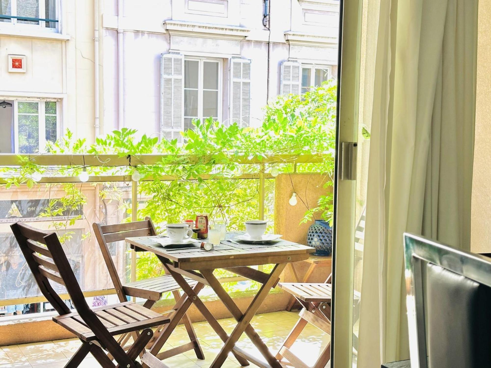 L'azur - 3 Pieces Centre - Terrasse